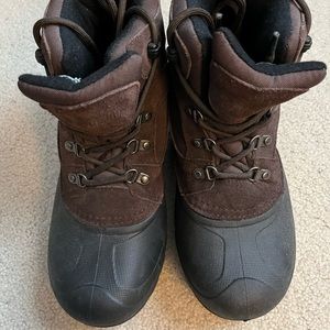 Thinsulate mens boots size 9